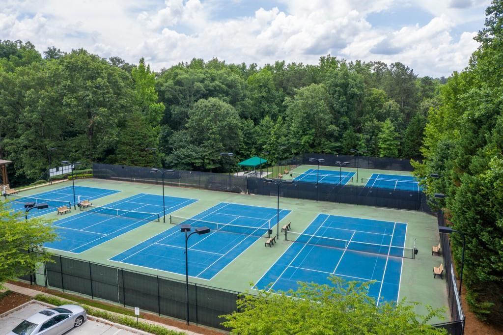 2820 Gainesway Court