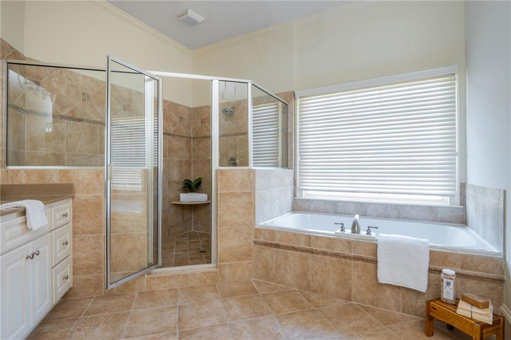 2820 Gainesway Court