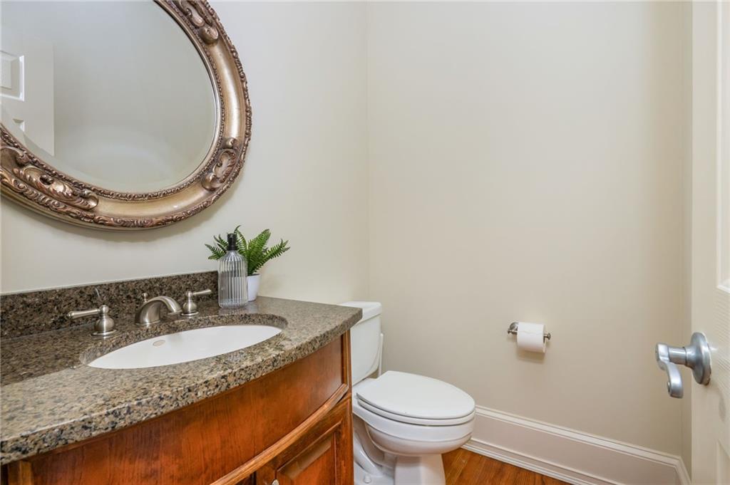 2820 Gainesway Court