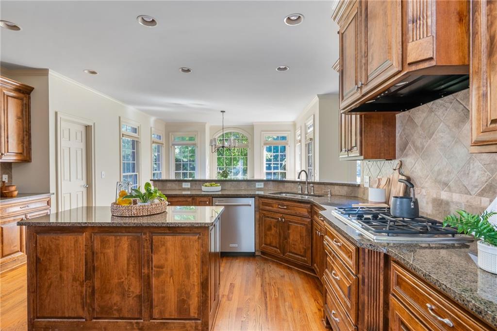 2820 Gainesway Court