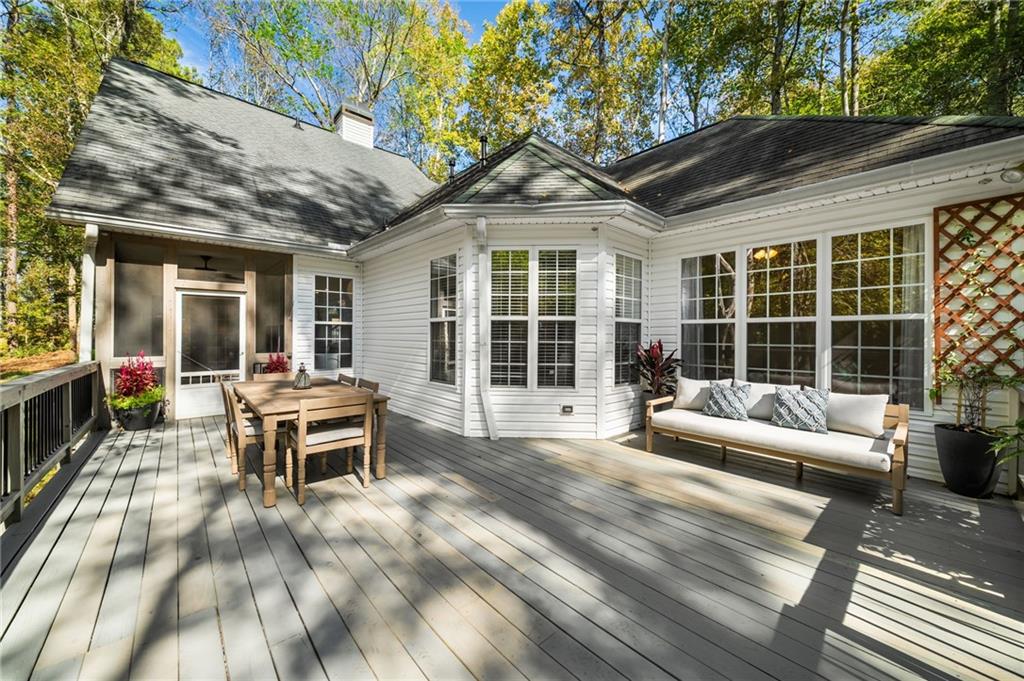 2550 Johnston Road NW