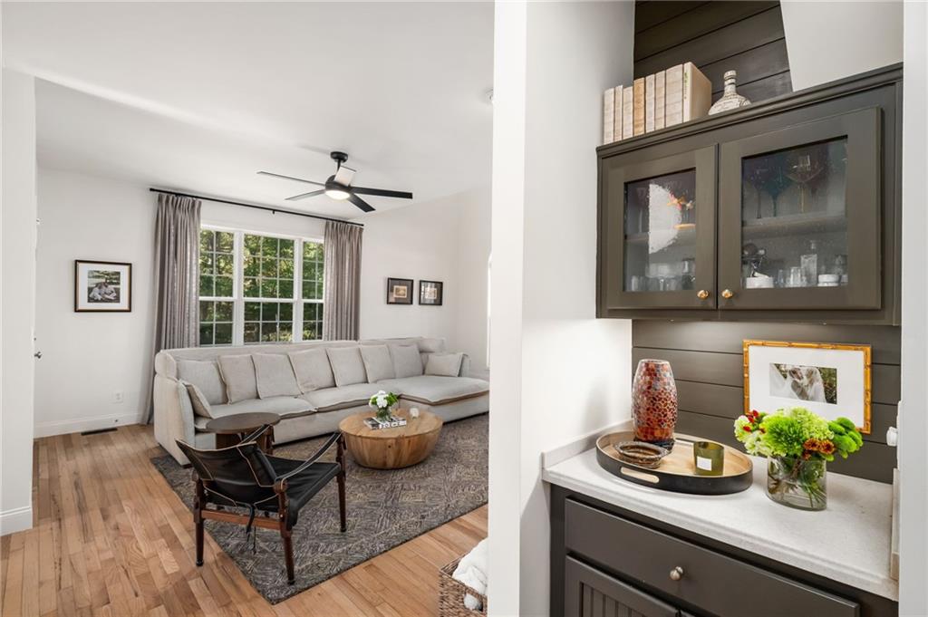 2550 Johnston Road NW