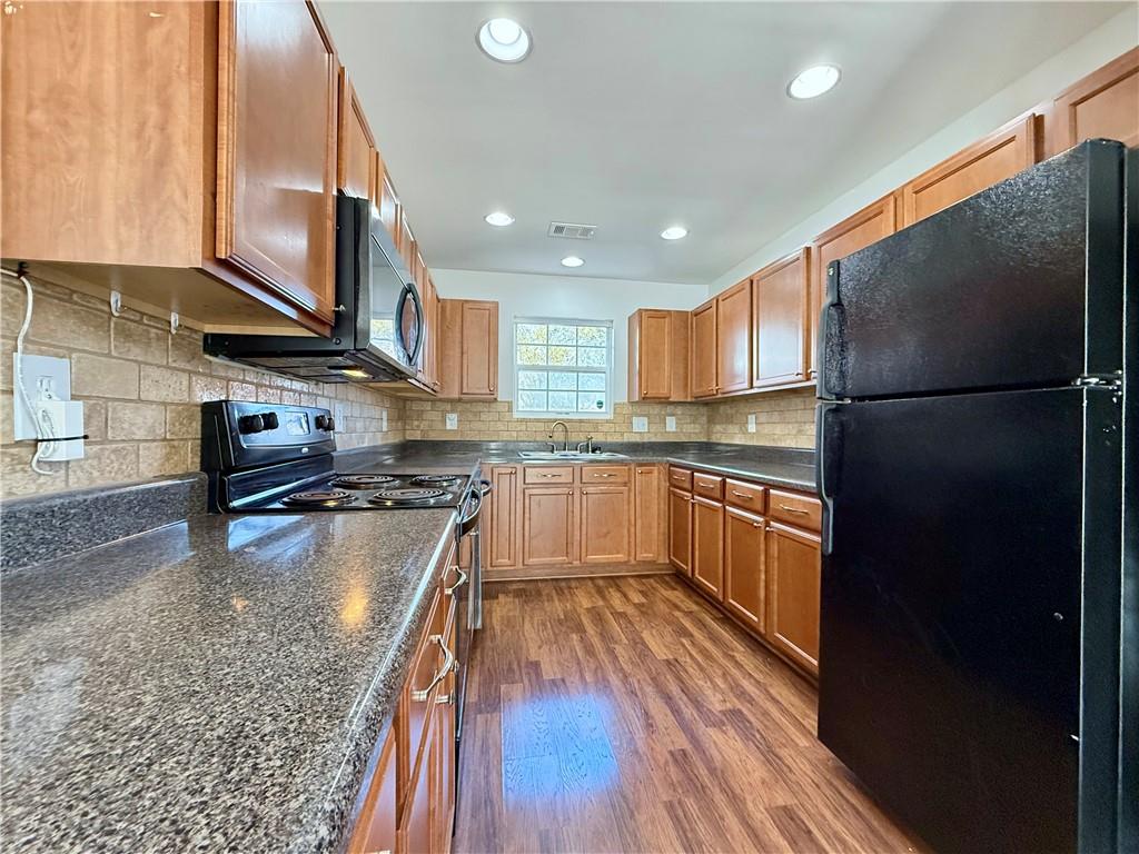 3615 Roseman Landing