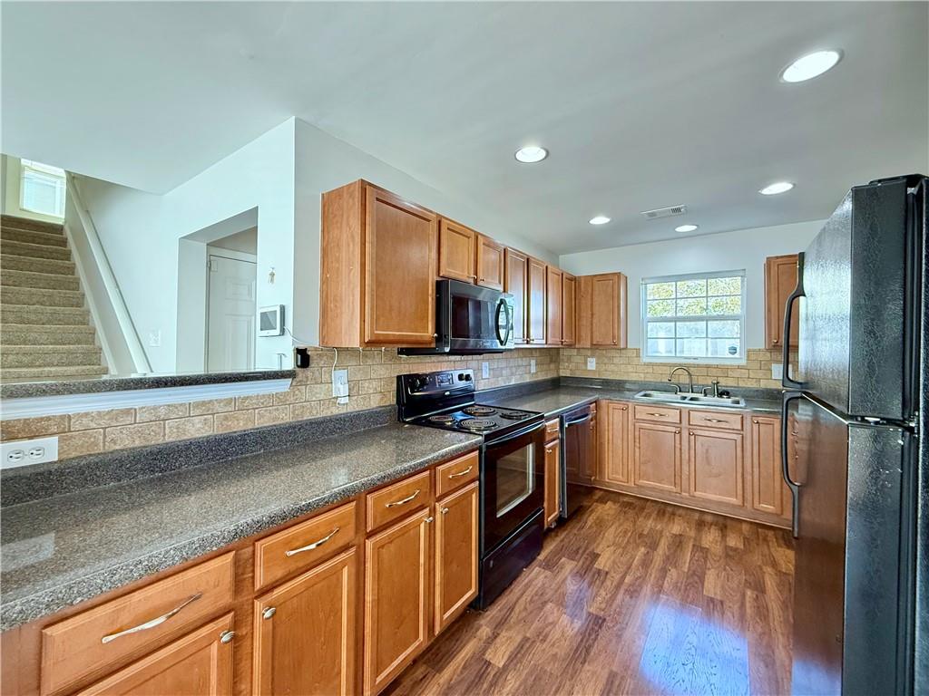 3615 Roseman Landing