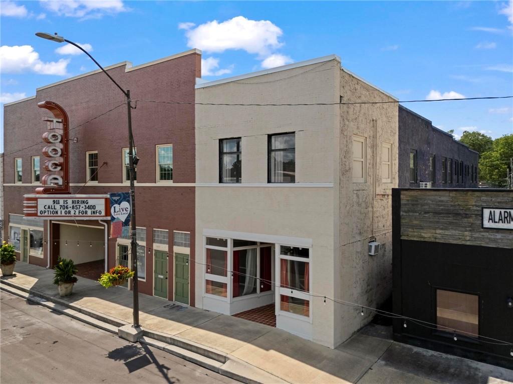 10117 Commerce Street