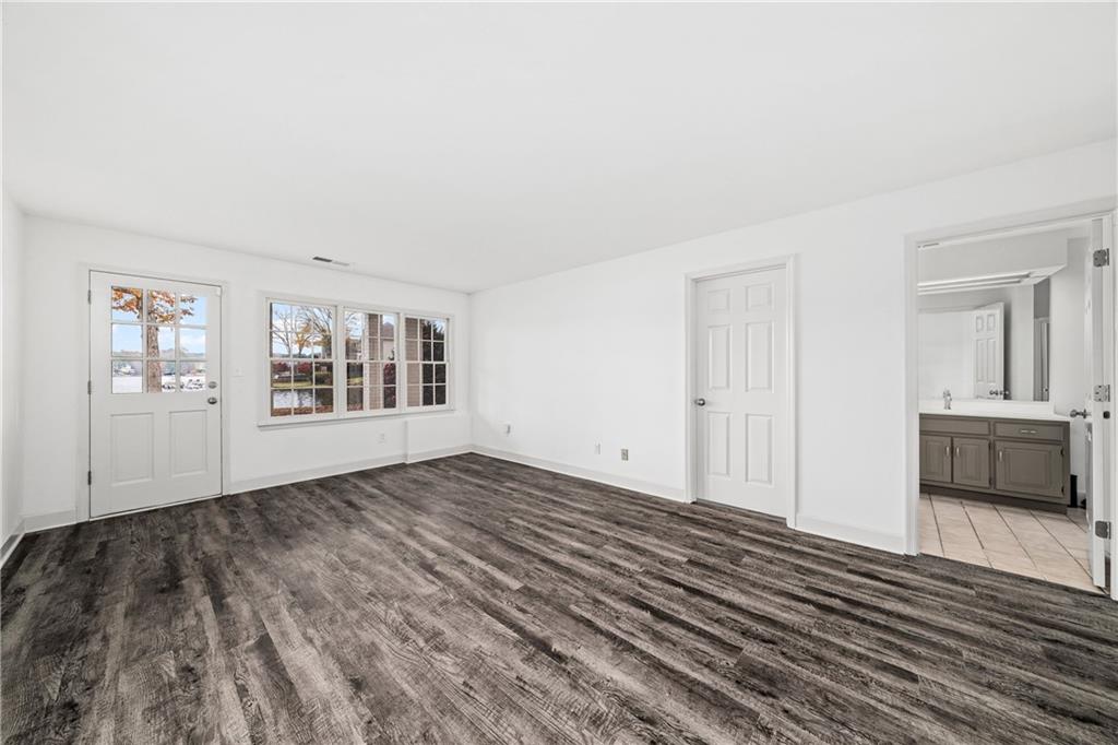 135 Staghound Court