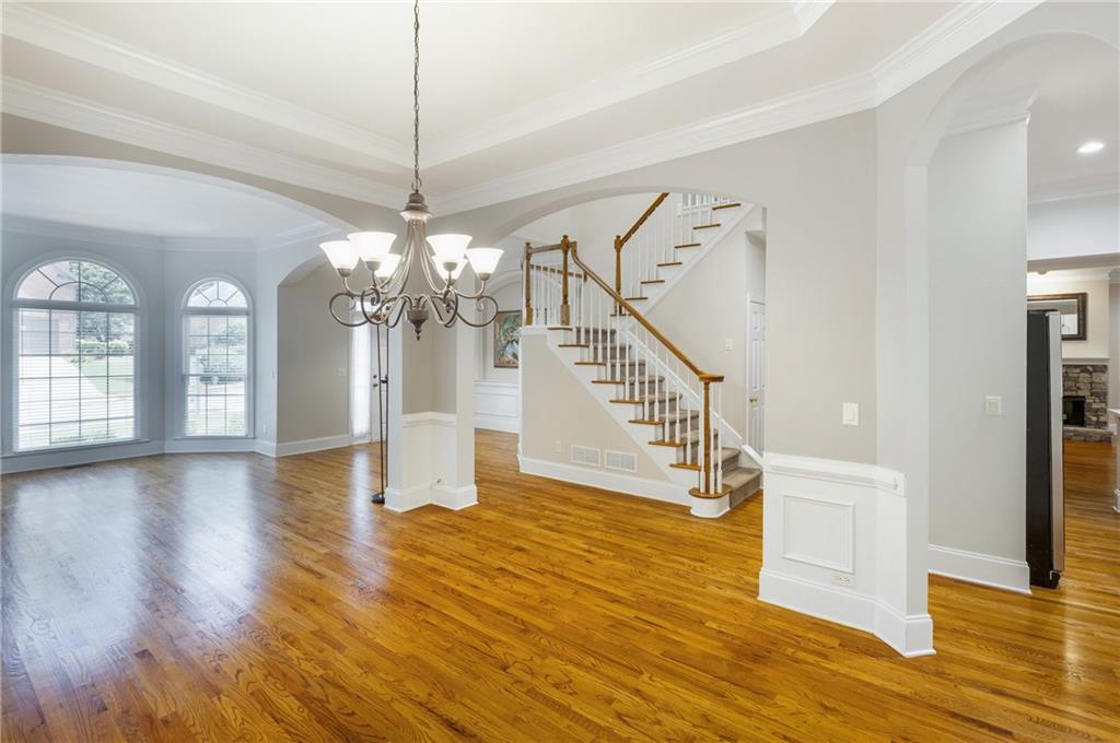 3725 Highcroft Circle