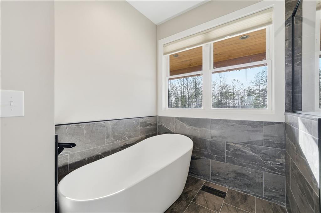 171 Hawthorne Hill Road