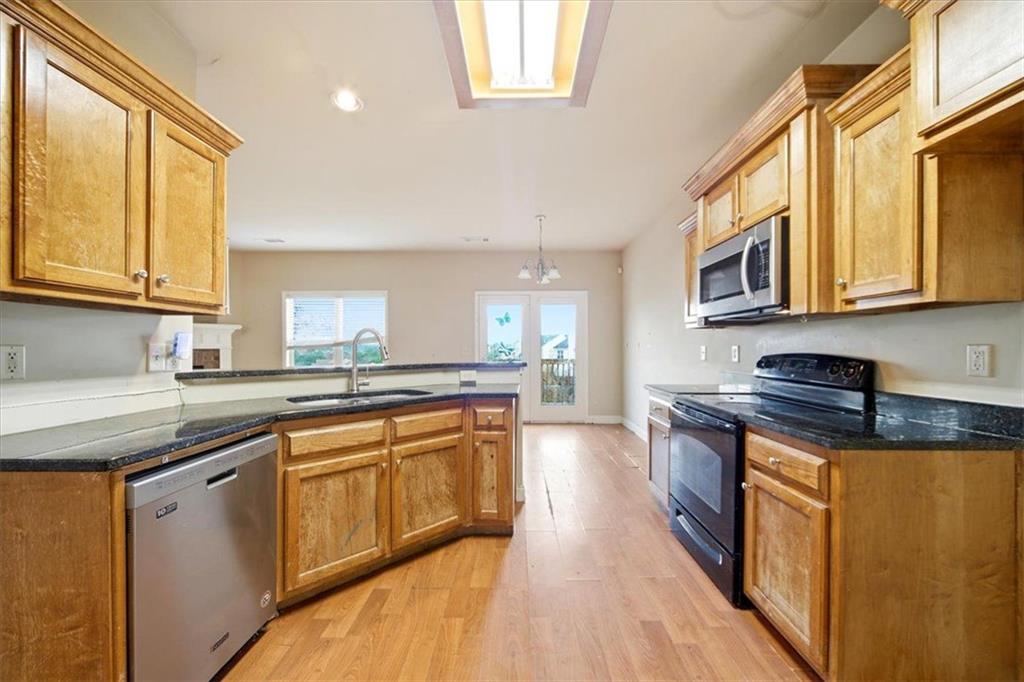 248 Tulip Lane