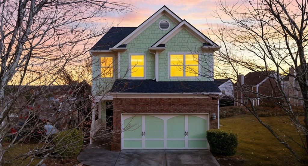 248 Tulip Lane