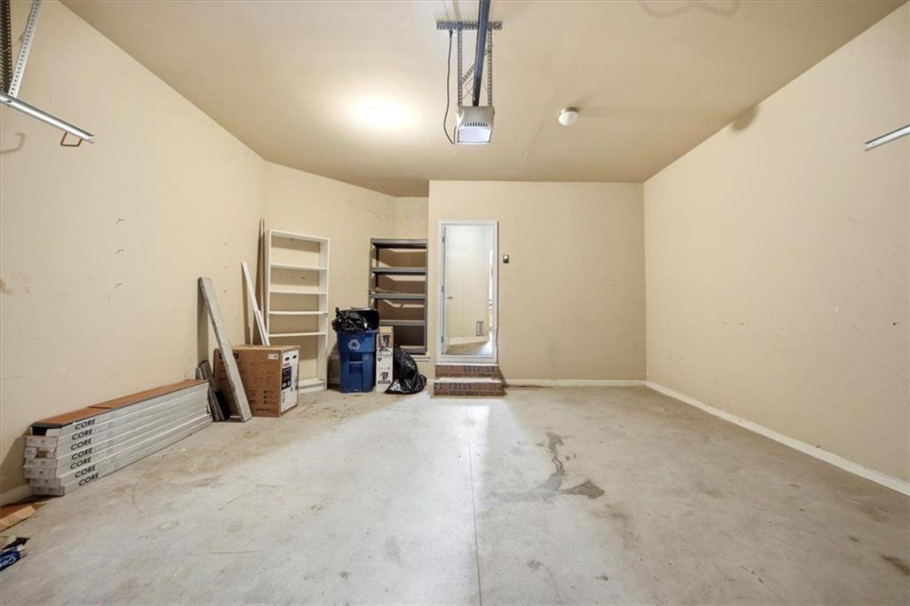 248 Tulip Lane
