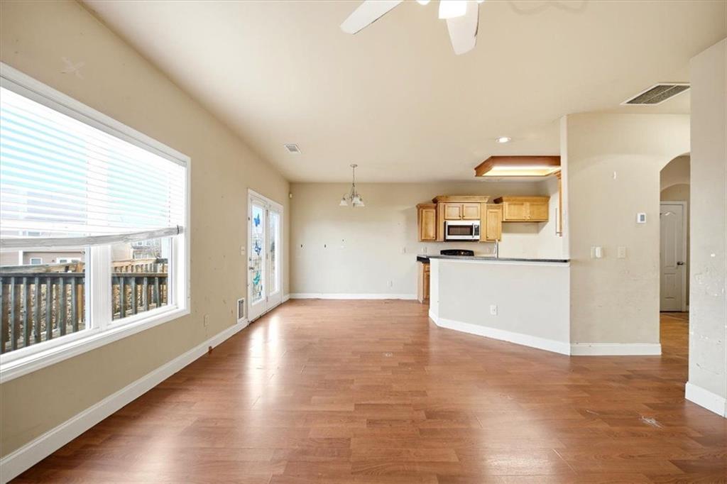 248 Tulip Lane