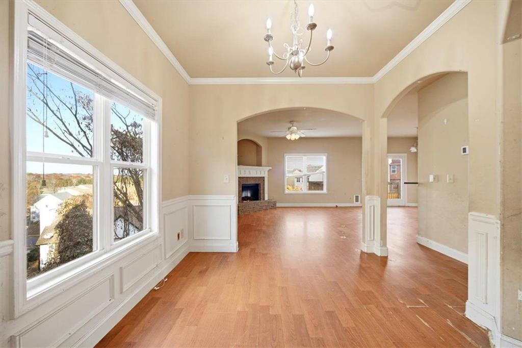 248 Tulip Lane