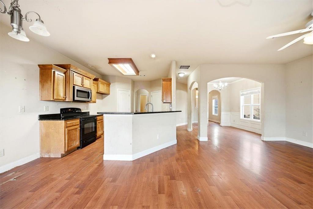 248 Tulip Lane