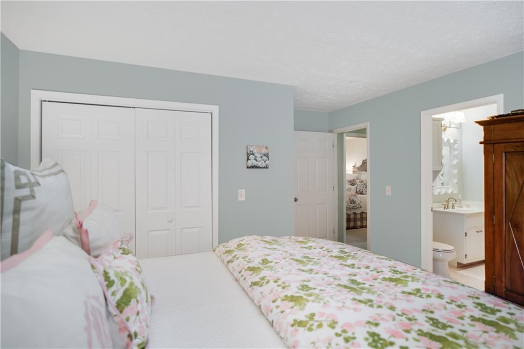 7307 Saint Charles Square