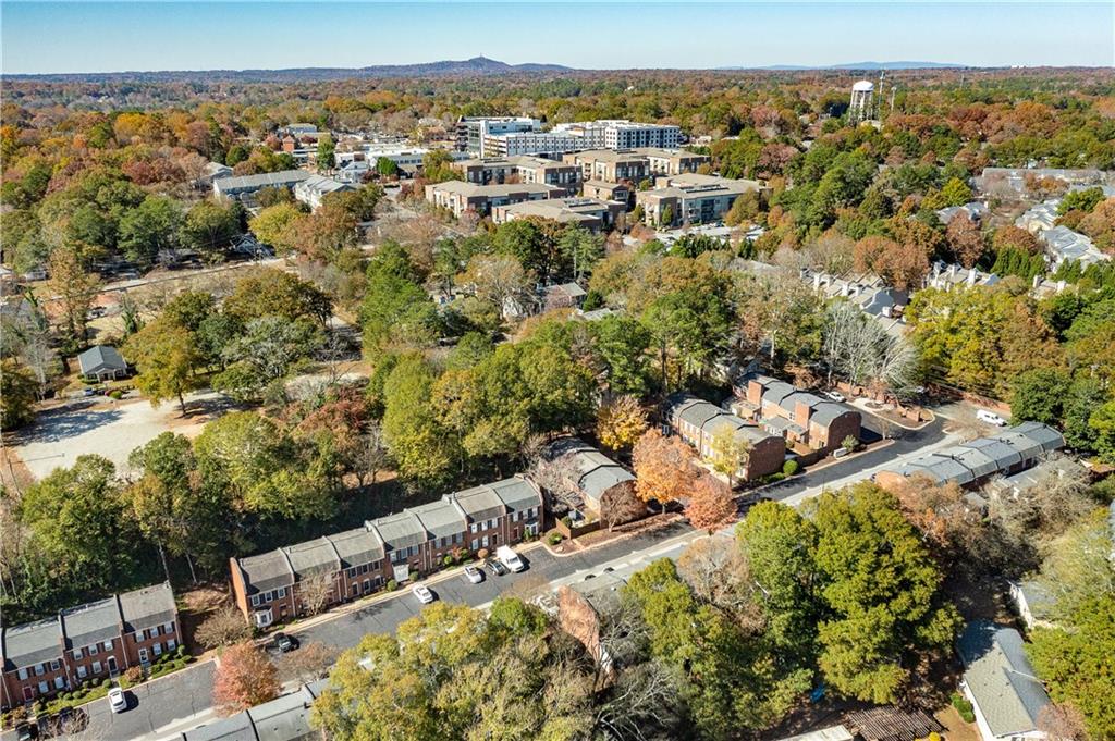 7307 Saint Charles Square