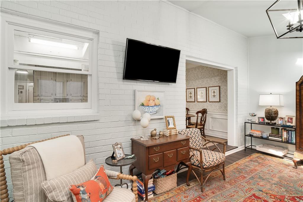 7307 Saint Charles Square