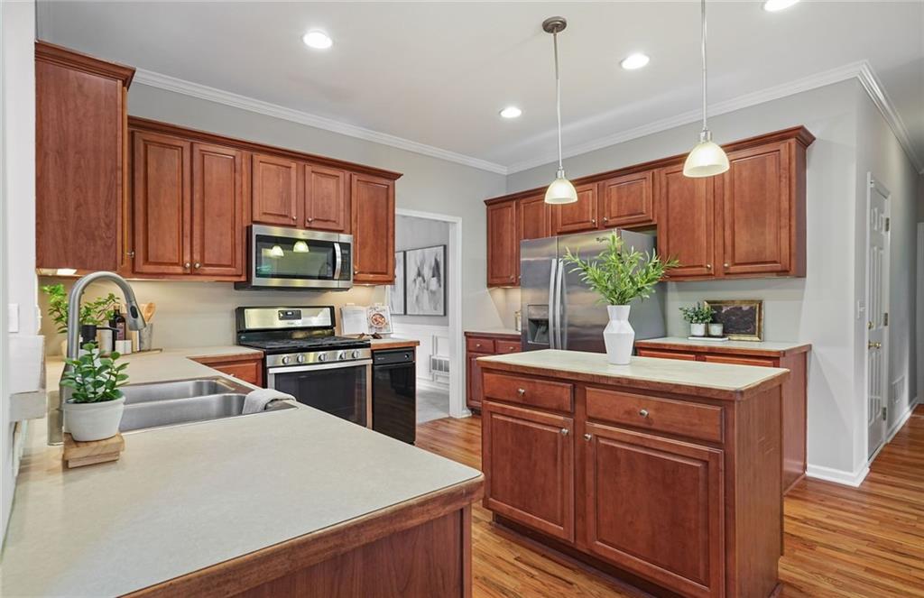 4555 Dennington Trace