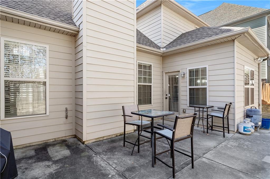 2382 Alexander Top Place