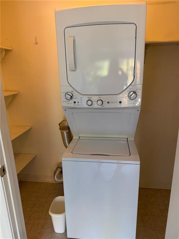 2961 Parkridge Drive NE