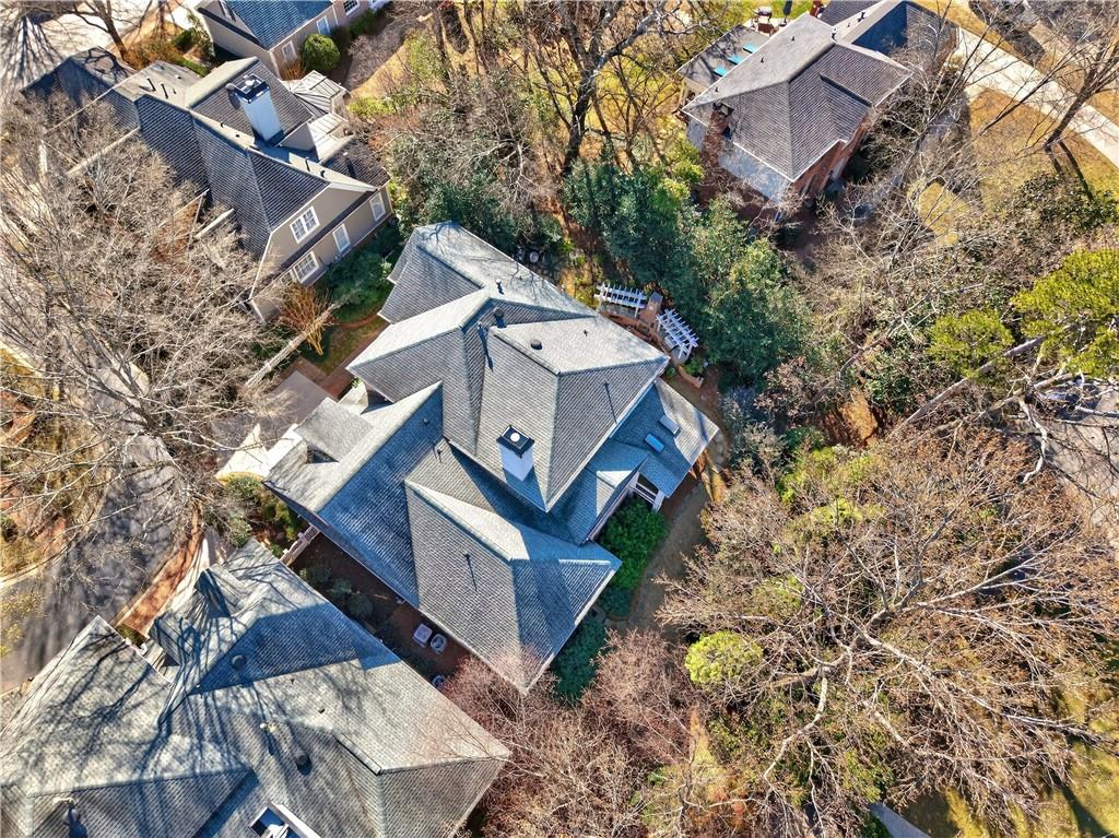 1136 Bellewood Square