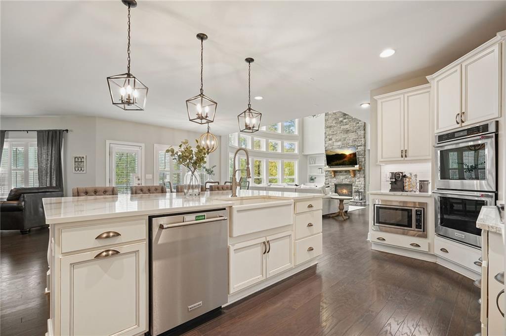 6425 Westbay Terrace