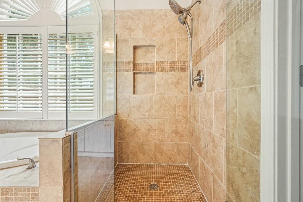 6690 Brookline Court