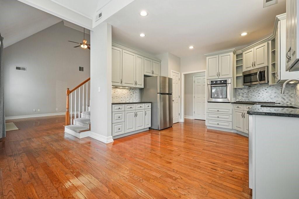 6690 Brookline Court