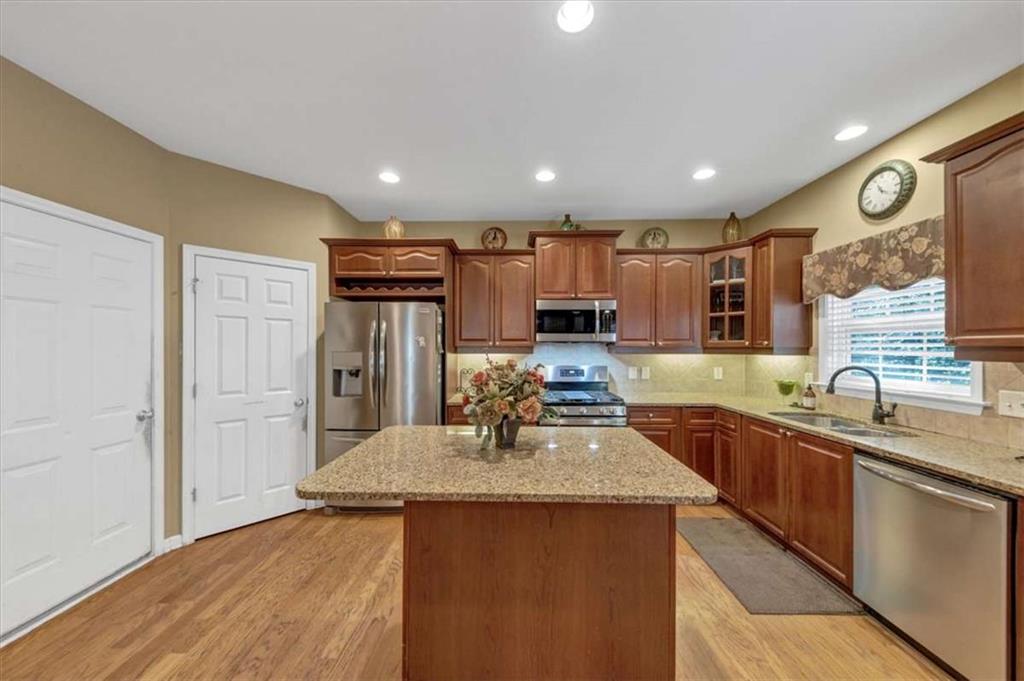 1136 Flagstone Way
