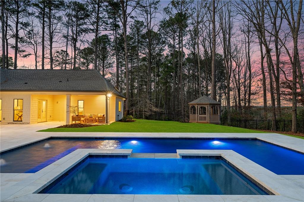 15445 Thorntree Run