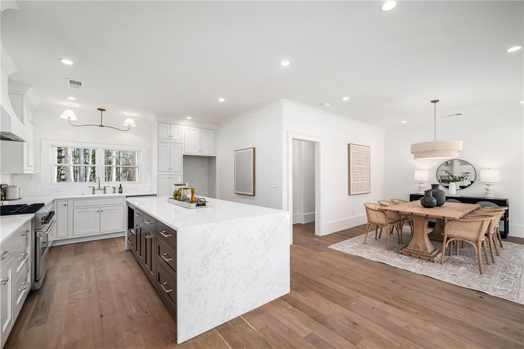 15445 Thorntree Run