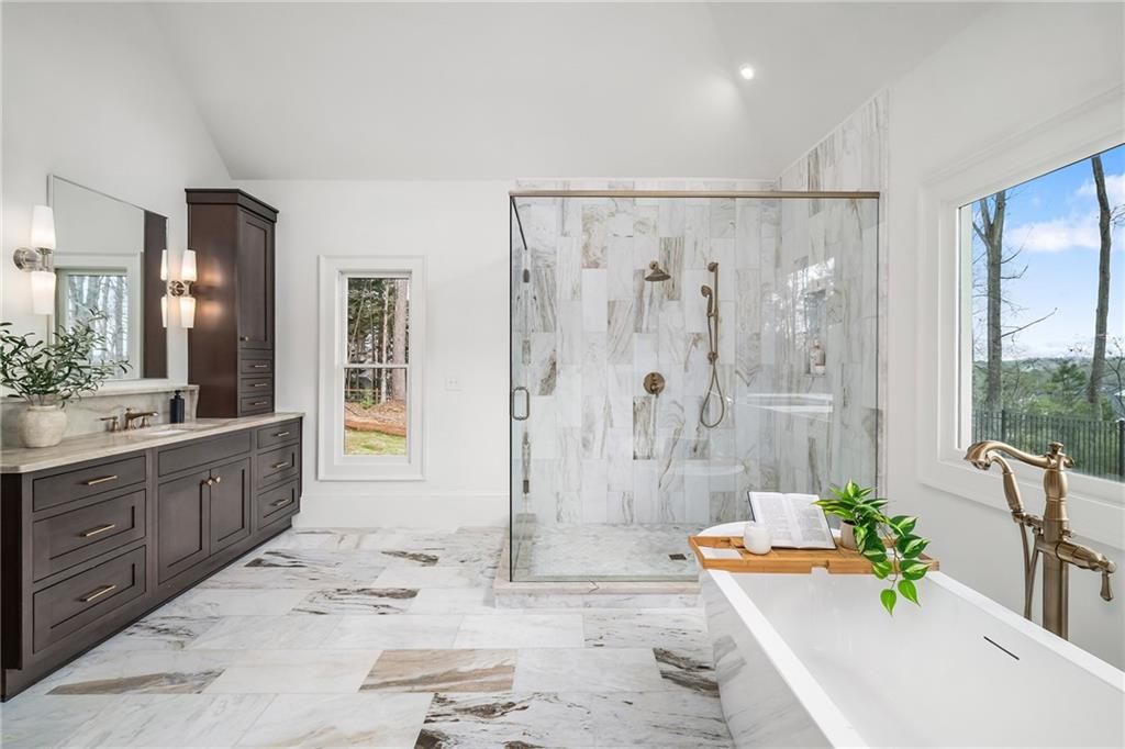 15445 Thorntree Run