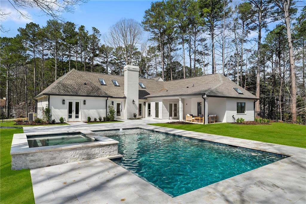 15445 Thorntree Run