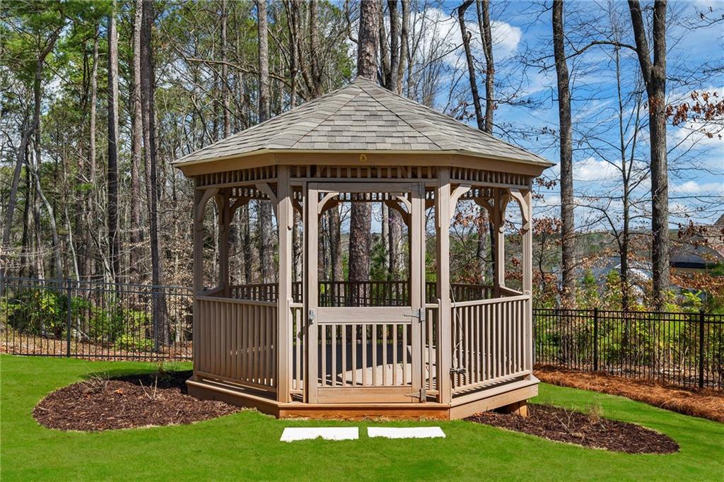 15445 Thorntree Run