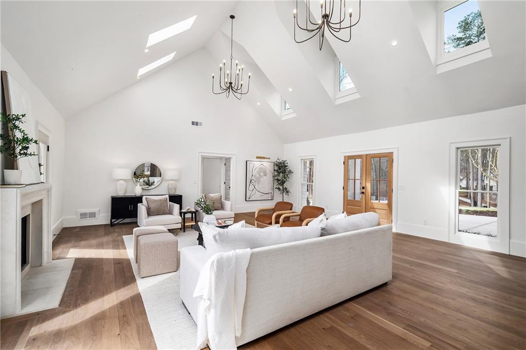 15445 Thorntree Run