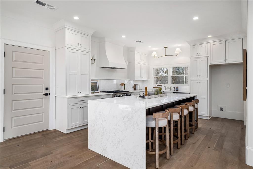 15445 Thorntree Run