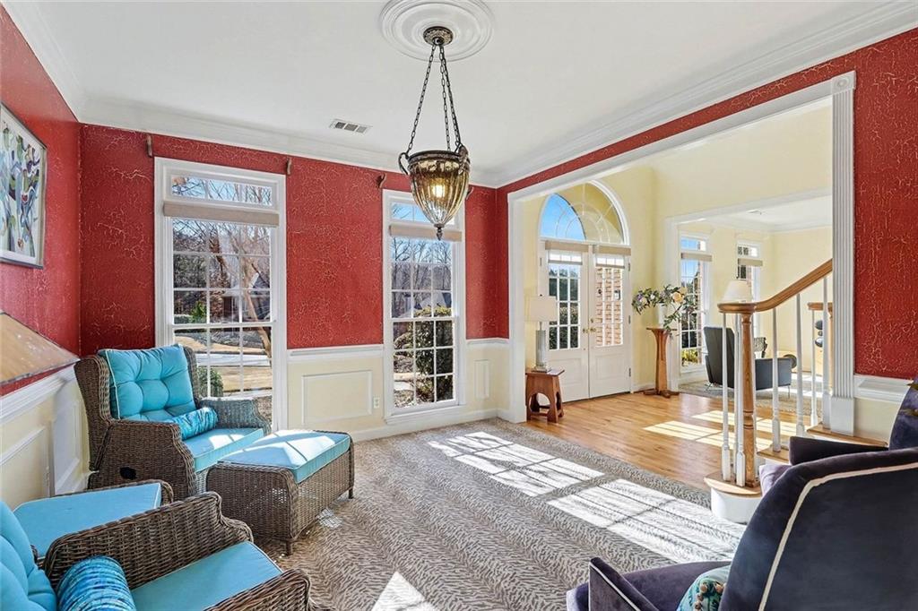 565 Abbeywood Drive