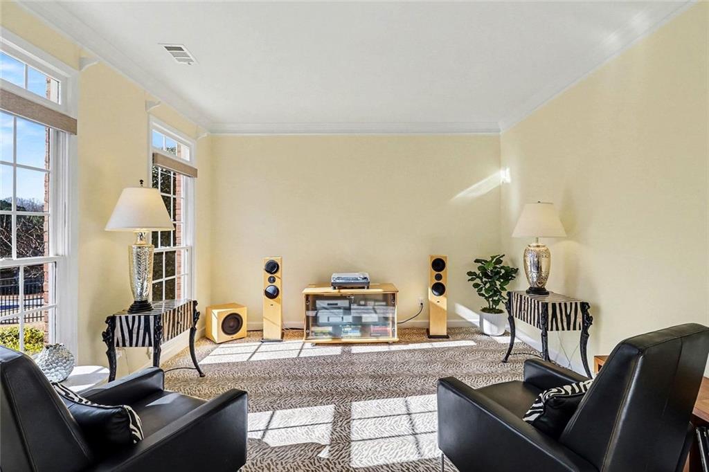 565 Abbeywood Drive