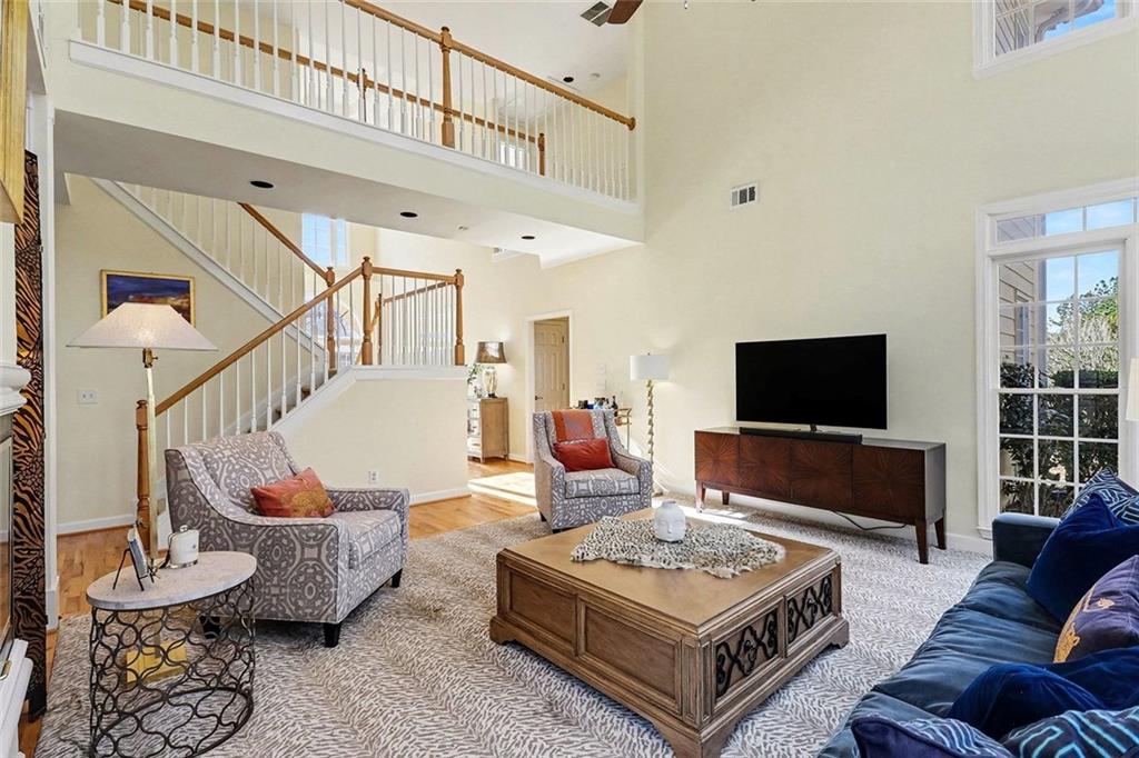565 Abbeywood Drive