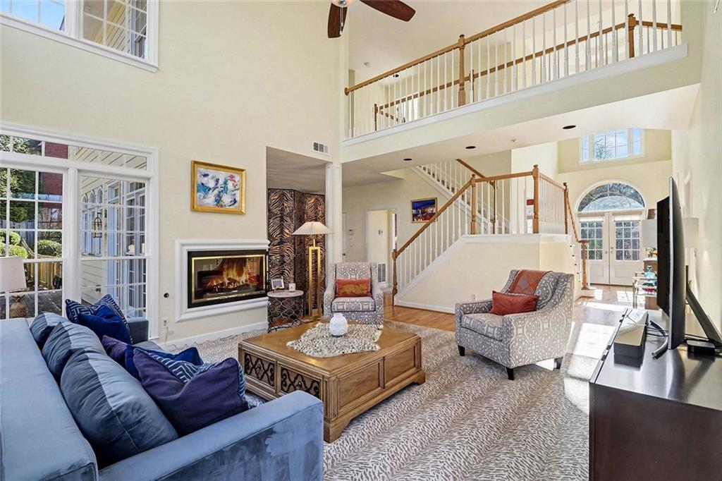 565 Abbeywood Drive