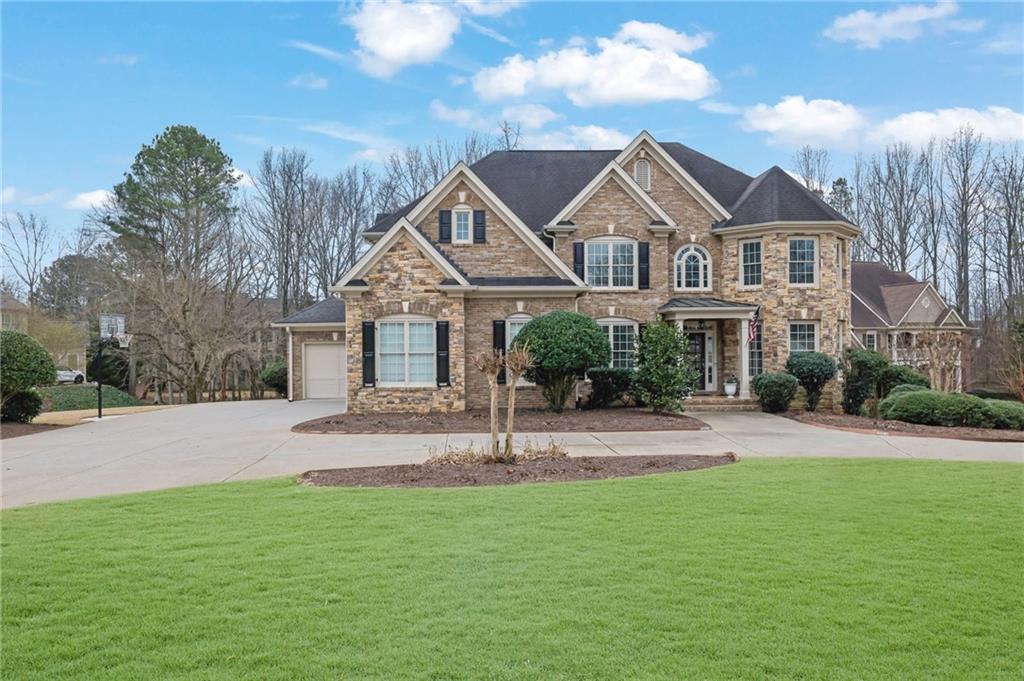 5810 Broadwater Trail