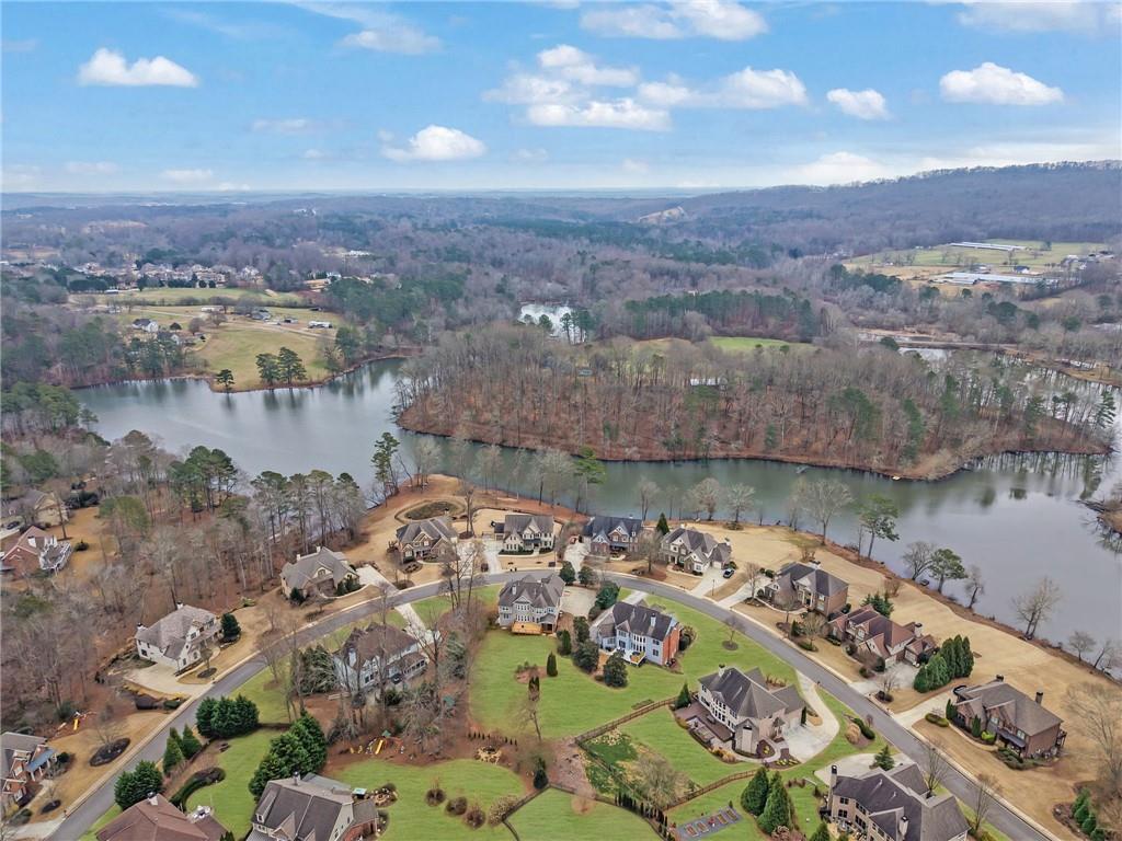 5810 Broadwater Trail