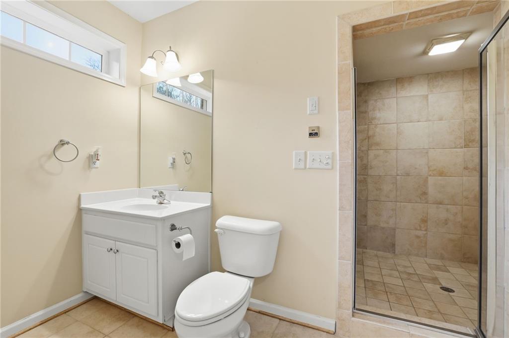 5810 Broadwater Trail