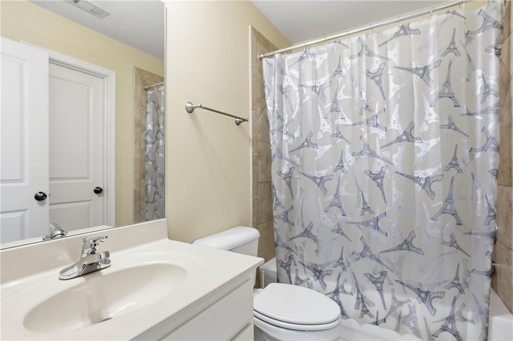 5810 Broadwater Trail