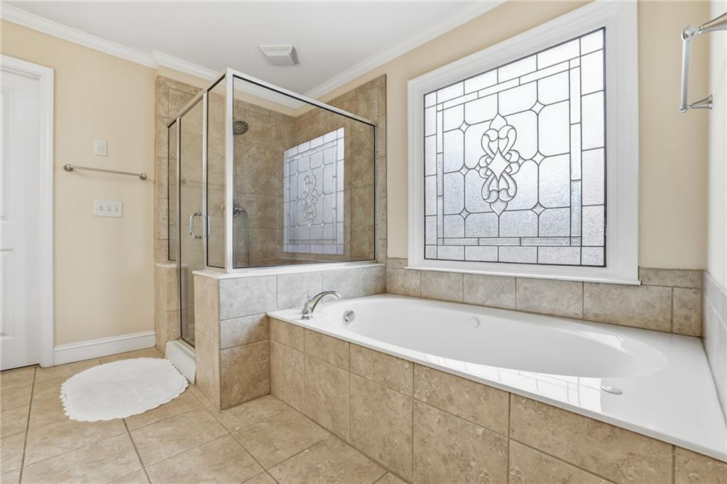 5810 Broadwater Trail
