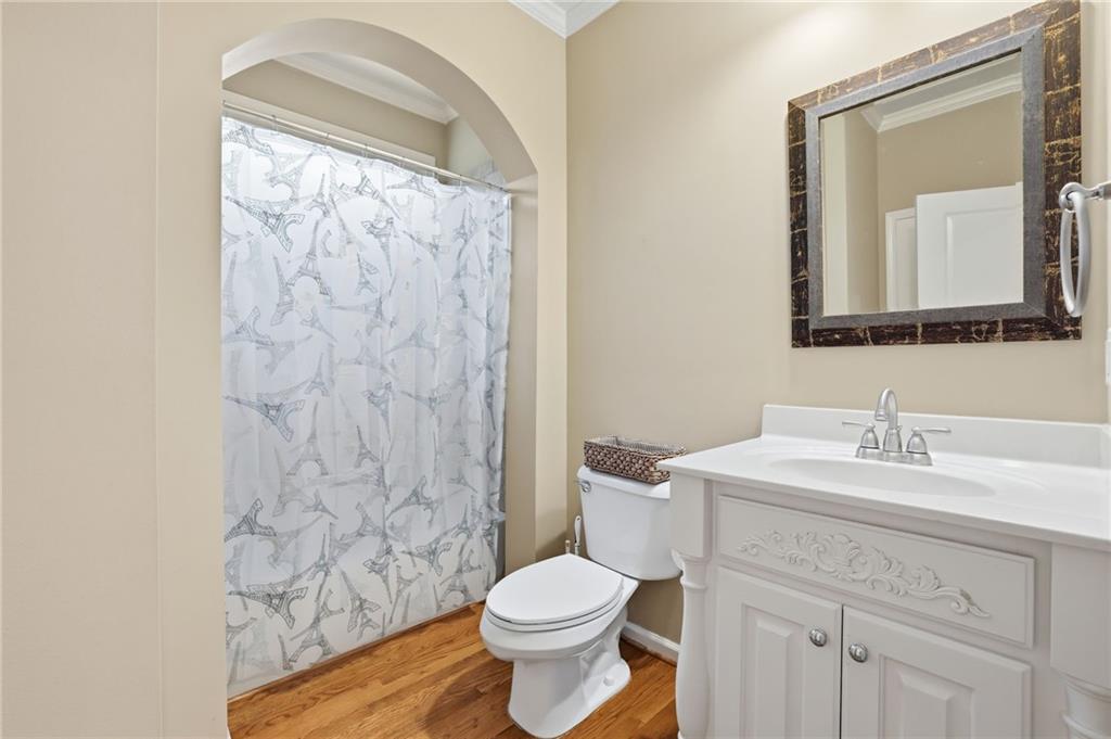 5810 Broadwater Trail