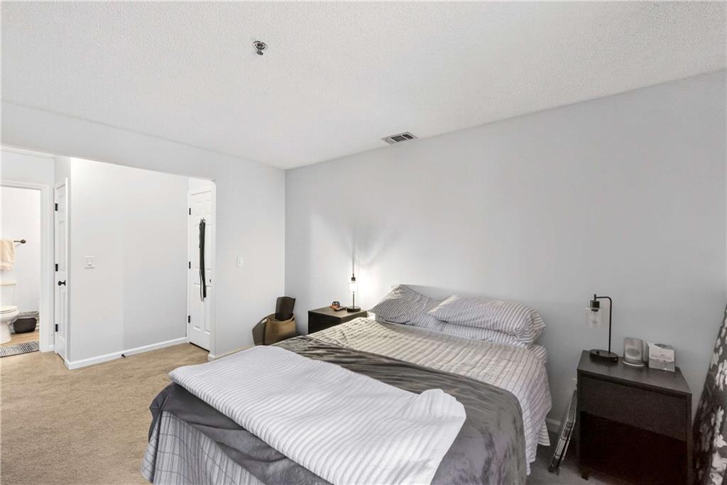 305 Cobblestone Trail