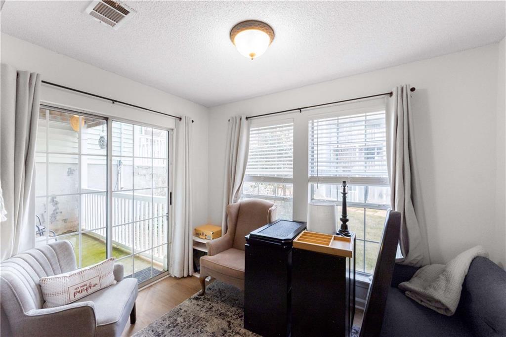 305 Cobblestone Trail