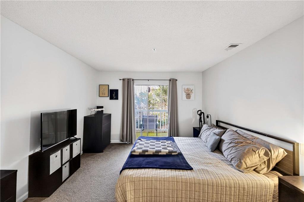 305 Cobblestone Trail