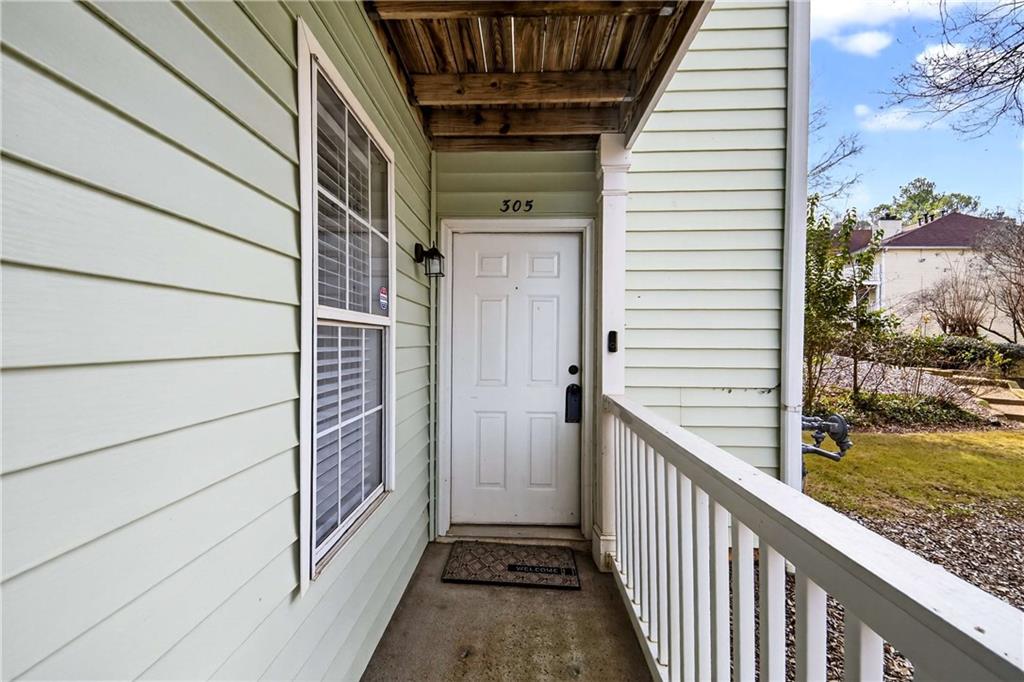 305 Cobblestone Trail